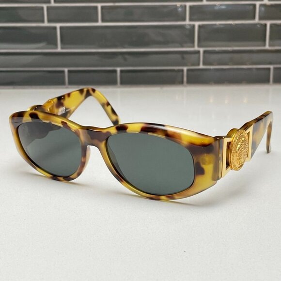 GIANNI VERSACE Vintage 1996 Light Brown Tortoise Frame Sunglasses Gold Medusa MO main image 13